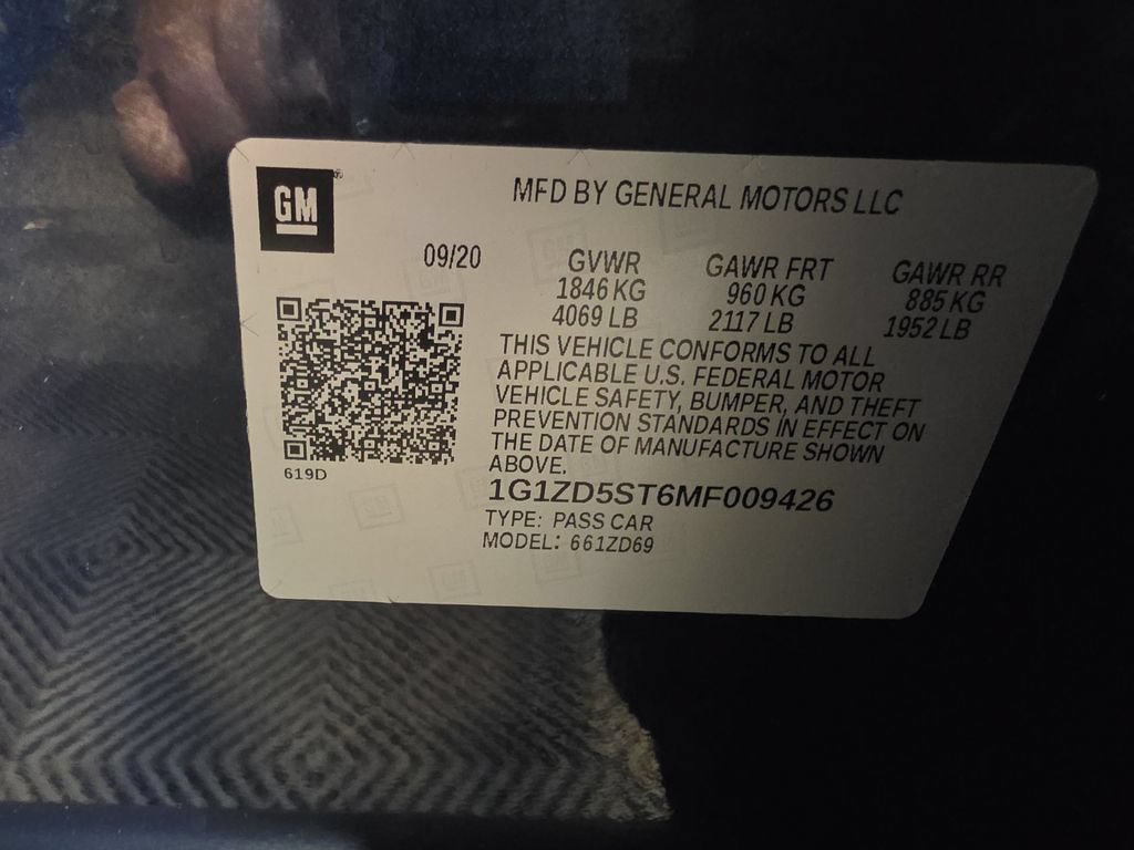 Used 2021 Chevrolet Malibu LT FWD image 25