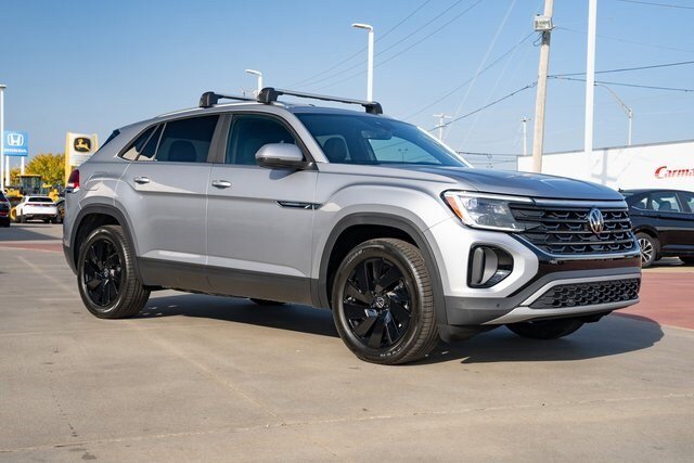 New 2026 Volkswagen Atlas Cross Sport SE image 8