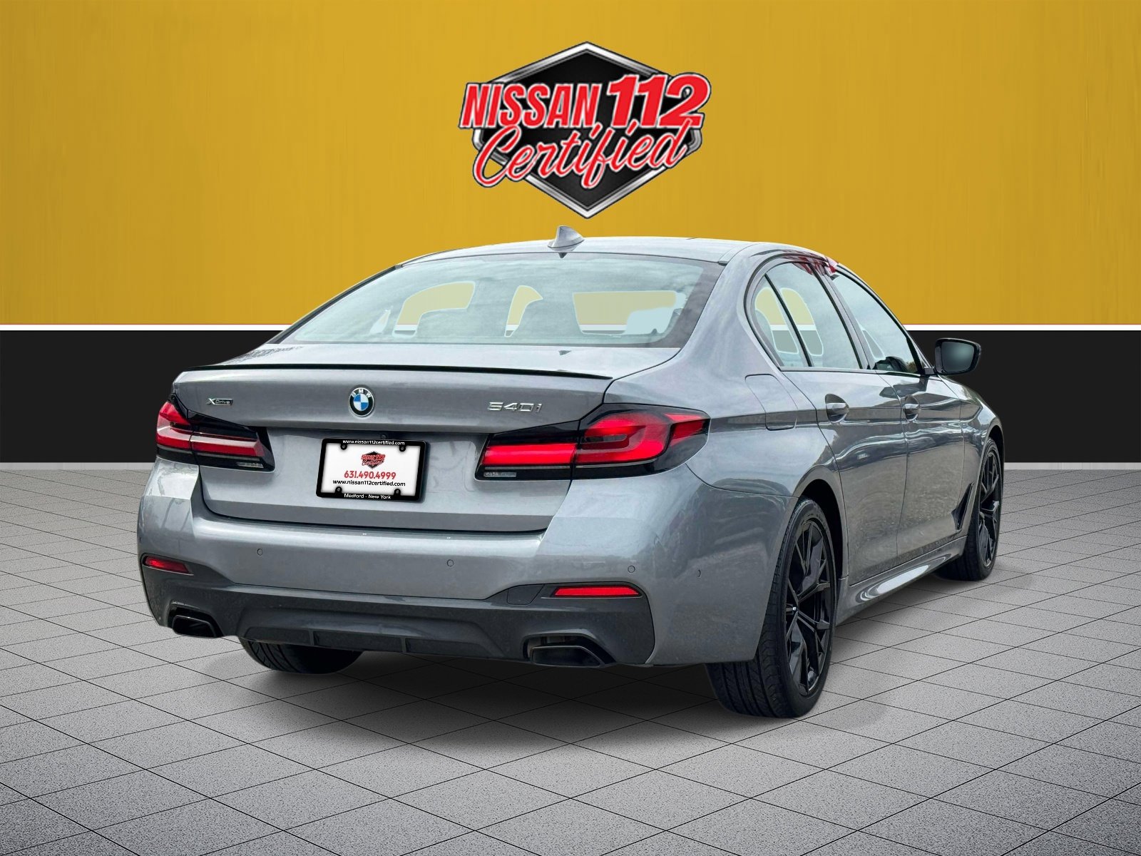 Used 2023 BMW 540i xDrive w/ M Sport Package AWD/4WD image 4
