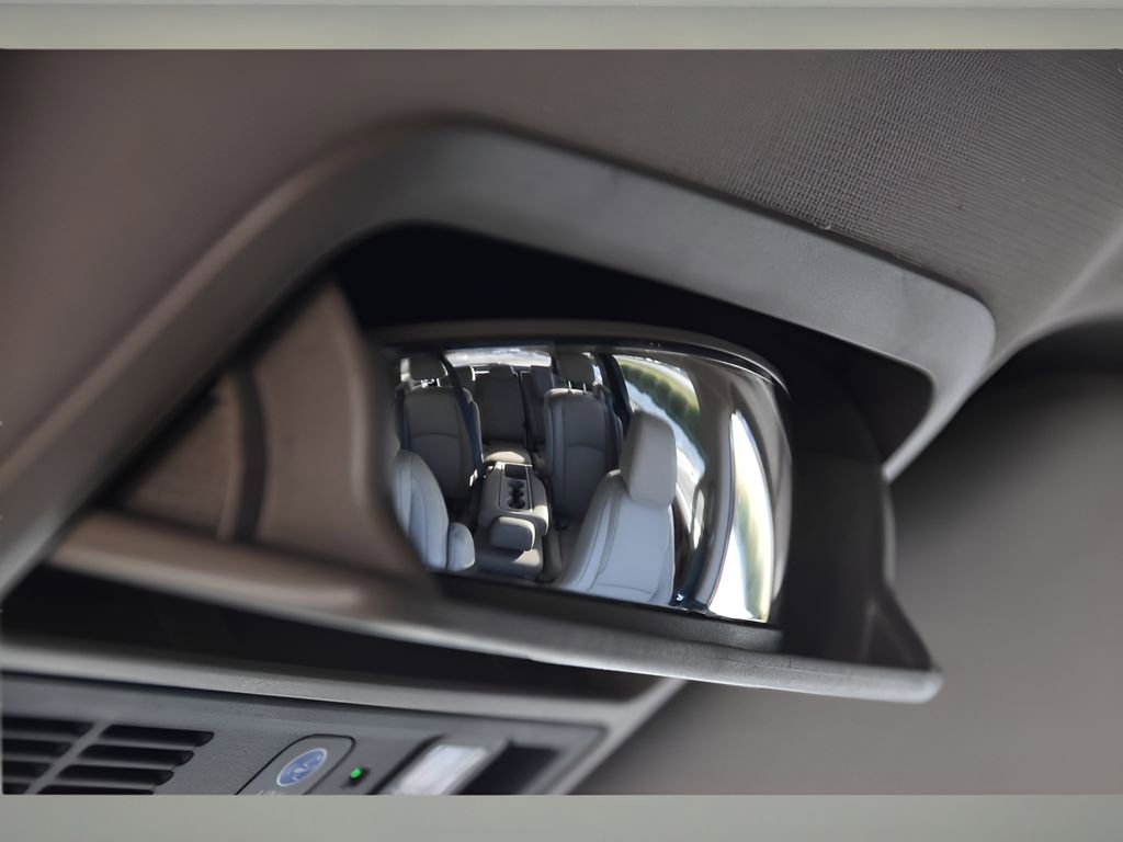 Used 2024 Honda Odyssey Touring image 38