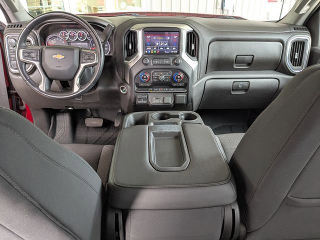 Used 2021 Chevrolet Silverado 1500 LT w/ Convenience Package II AWD/4WD image 4