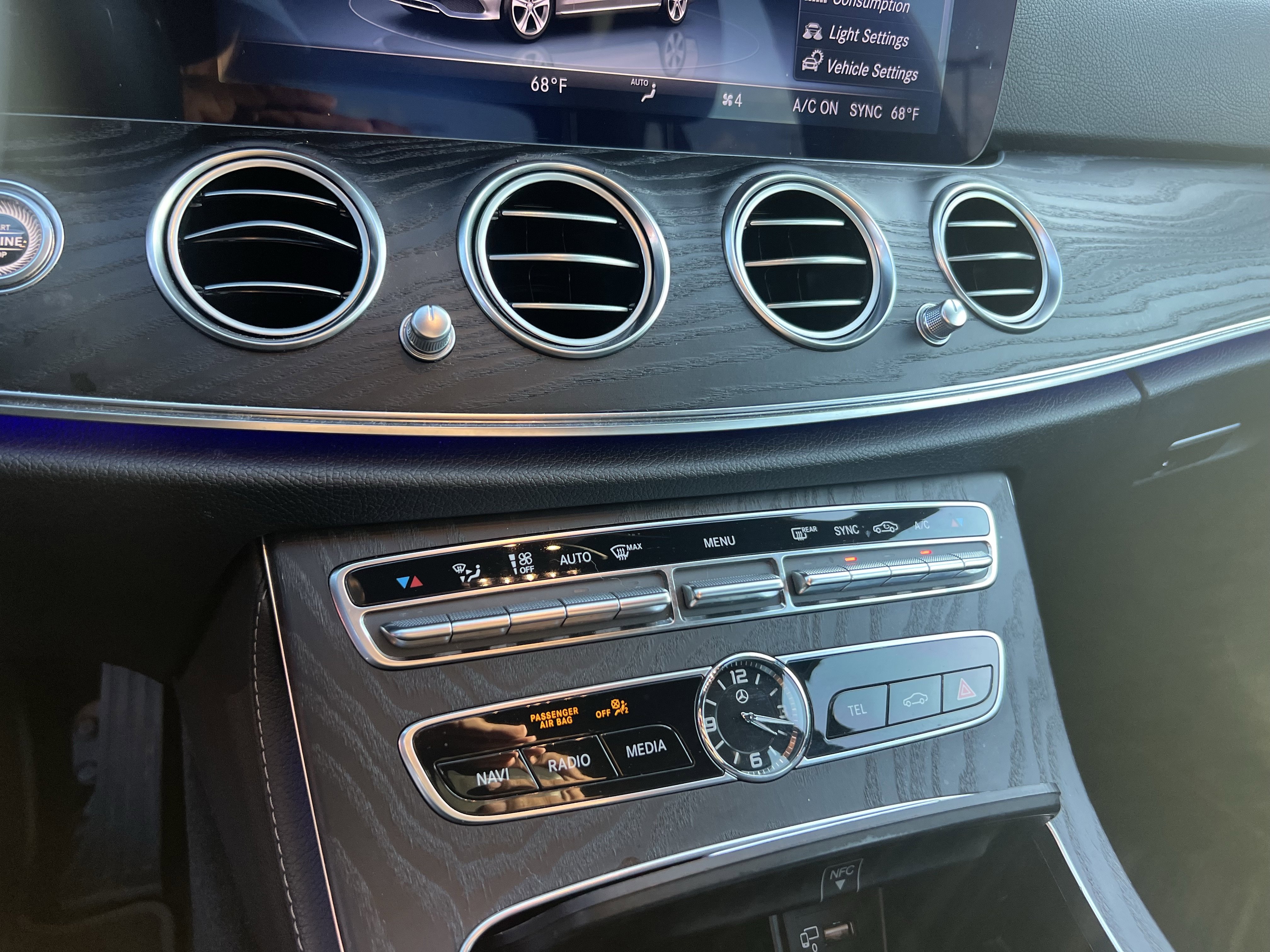 Used 2020 Mercedes-Benz E 350 E 350 image 25