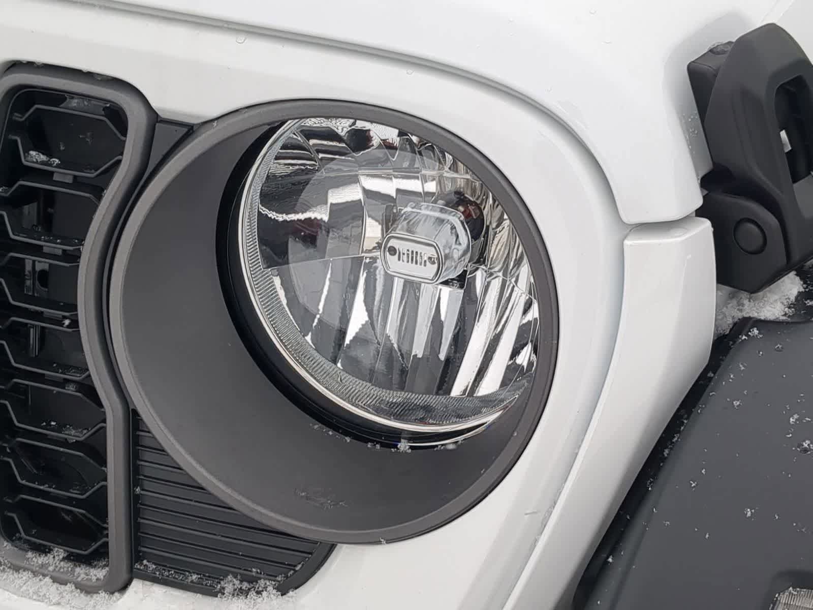 Used 2026 Jeep Wrangler Sport AWD/4WD image 18