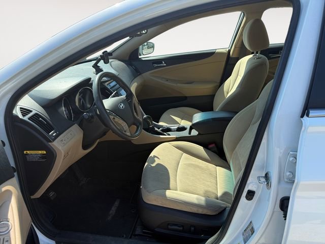 Used 2012 Hyundai Sonata GLS w/ Popular Equipment Pkg FWD image 9