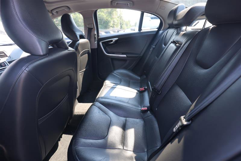 Used 2016 Volvo S60 T5 Premier w/ Convenience Package image 13