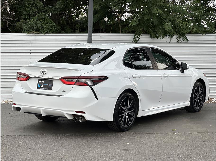 Used 2023 Toyota Camry SE FWD image 10