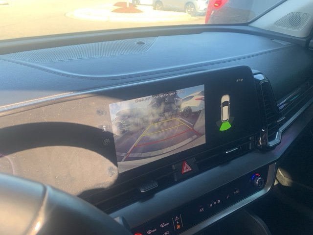 Used 2024 Kia Sportage EX image 13