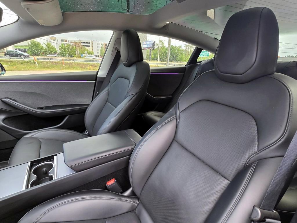 Used 2025 Tesla Model 3 image 15