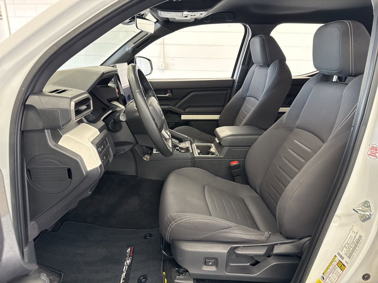 Used 2024 Toyota Tacoma TRD Off-Road image 13