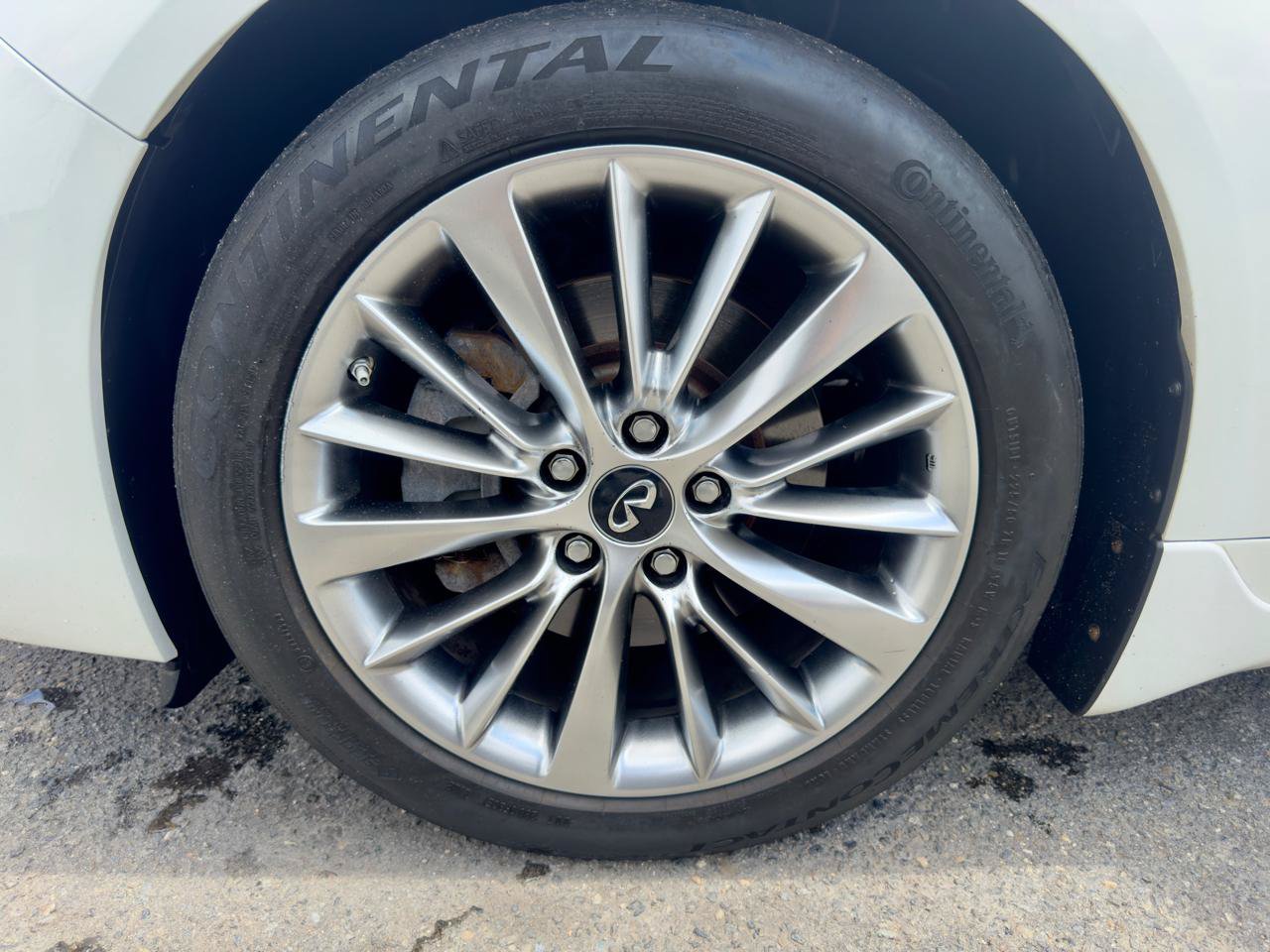 Used 2018 INFINITI Q50 Luxe w/ Essential Package (3.0T Luxe) RWD image 15