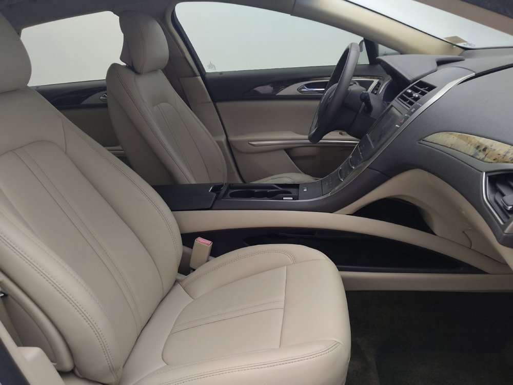 Used 2016 Lincoln MKZ Hybrid image 21