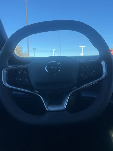 New 2025 Volvo EX30 Ultra w/ Protection Package Premier image 16