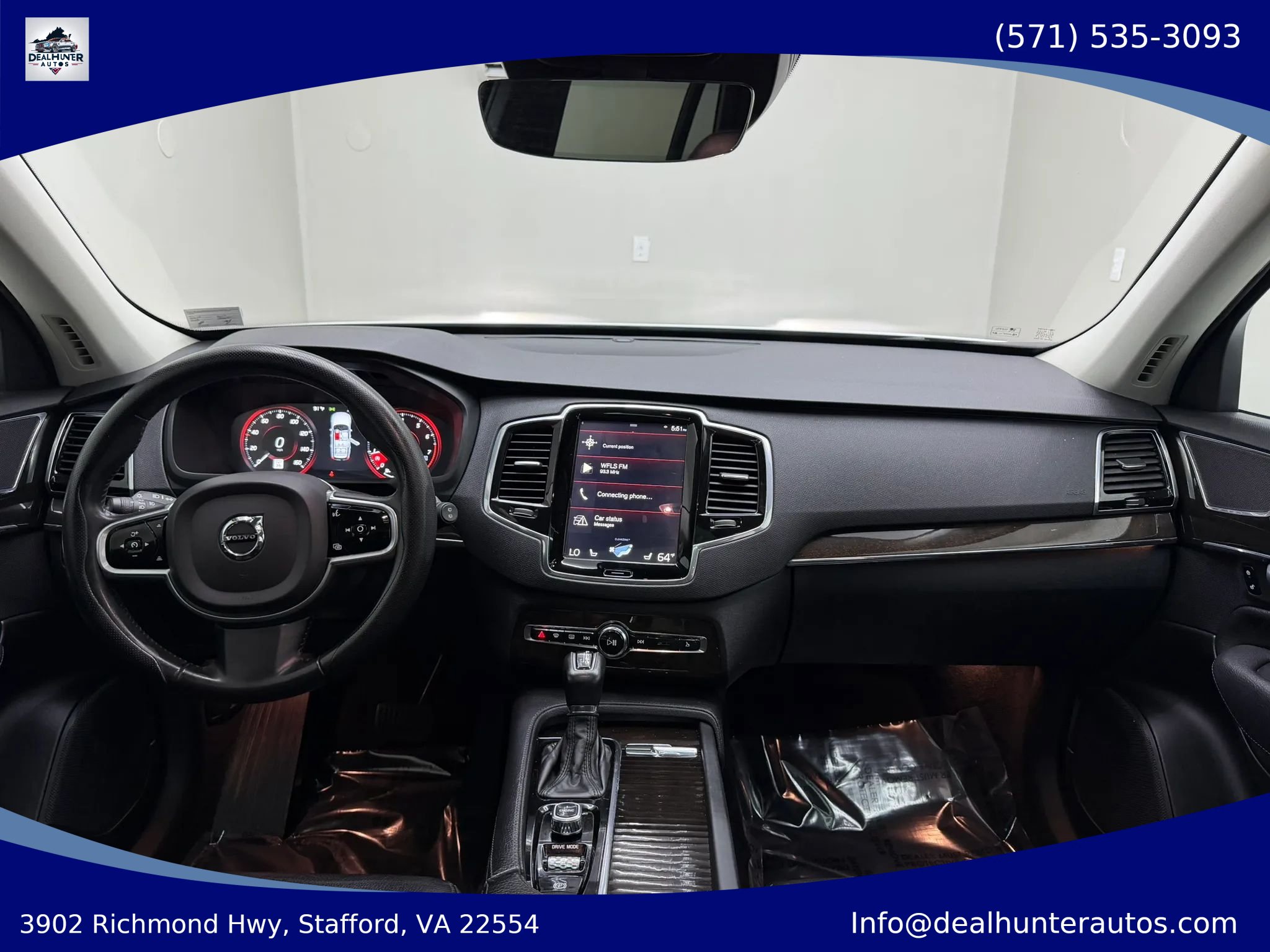 Used 2017 Volvo XC90 T6 Momentum w/ Momentum Plus Package AWD/4WD image 32