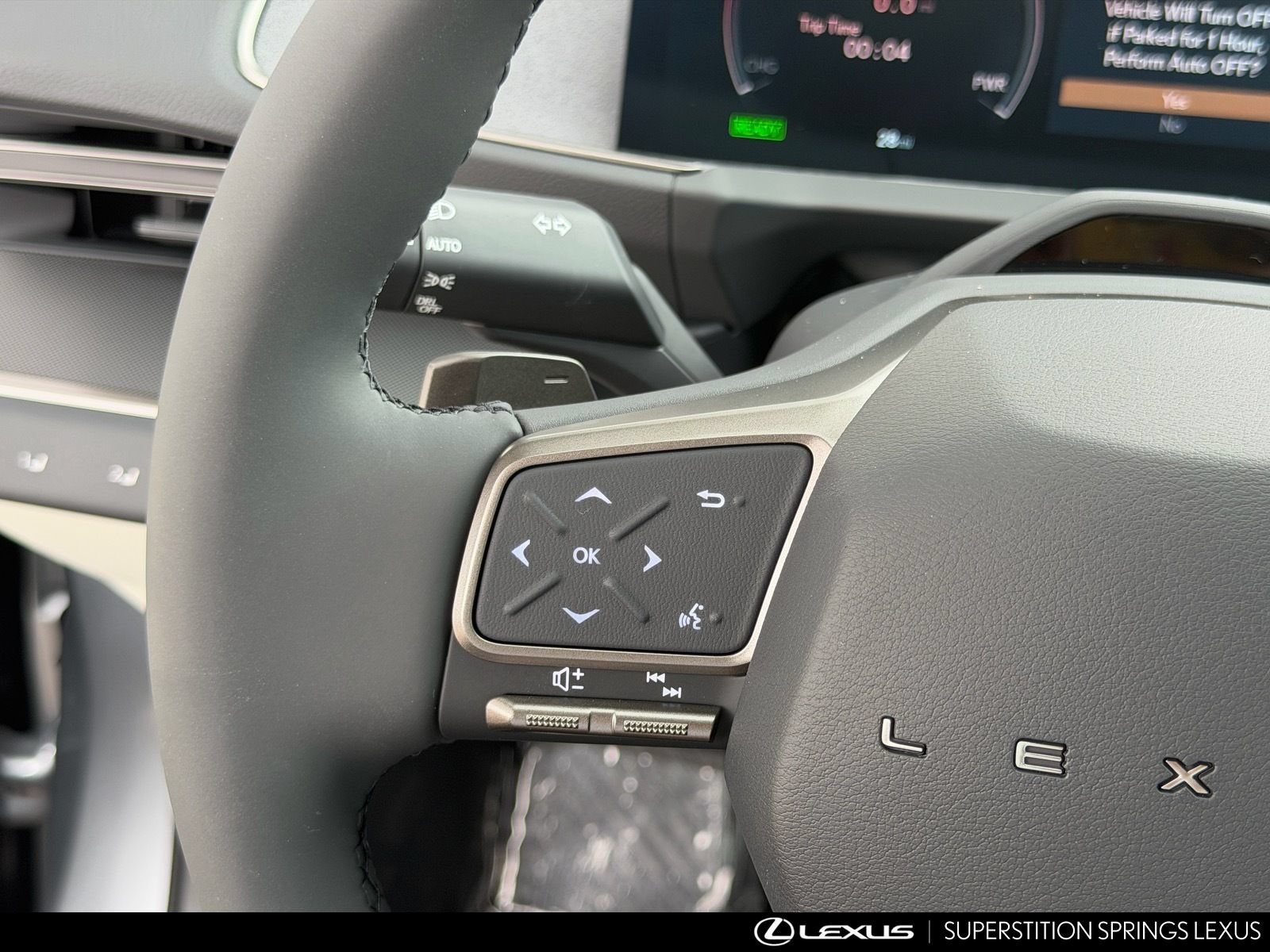 New 2026 Lexus ES 350e w/ Convenience Package FWD image 16