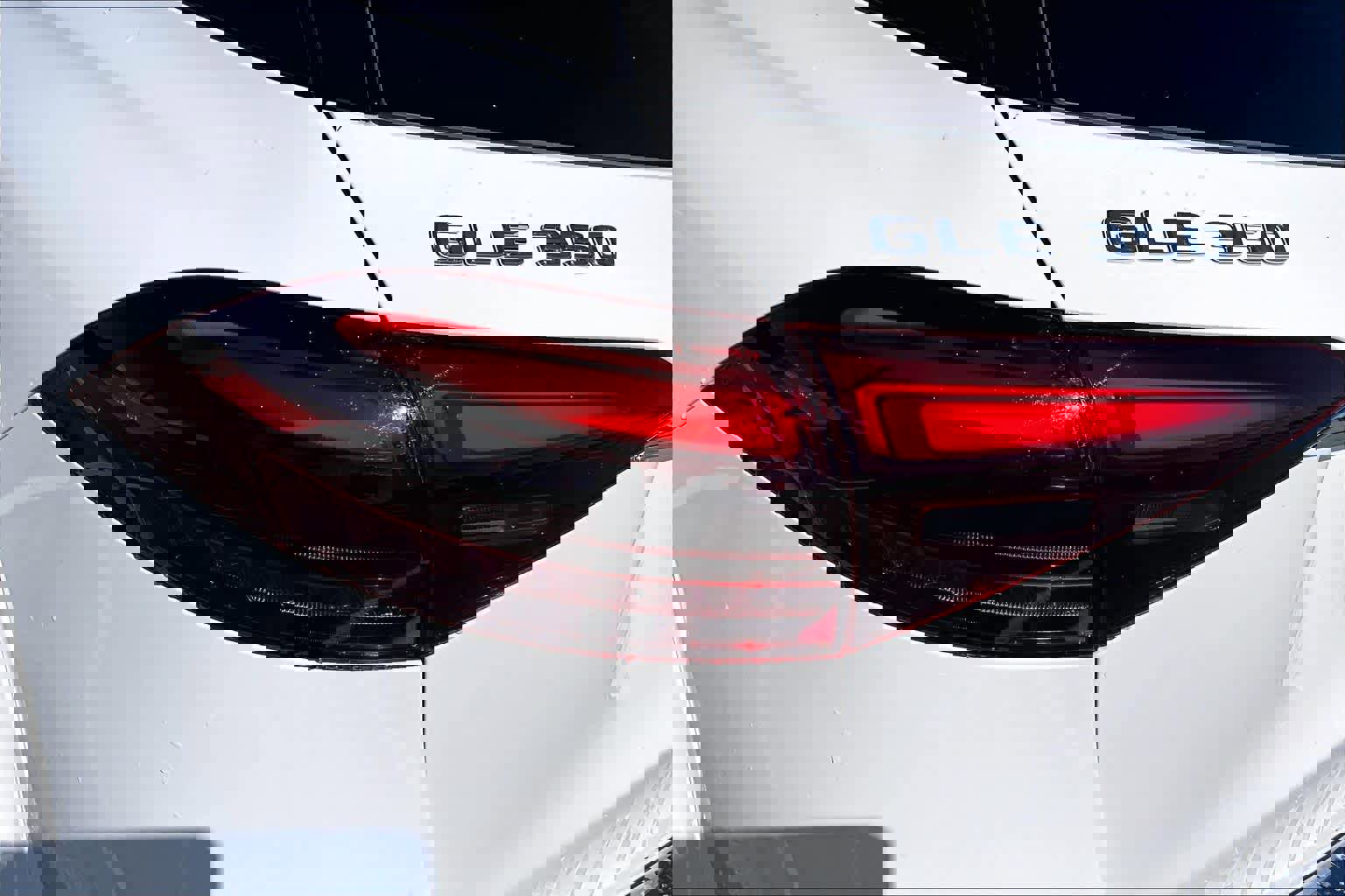 Used 2024 Mercedes-Benz GLE 350 4MATIC image 28