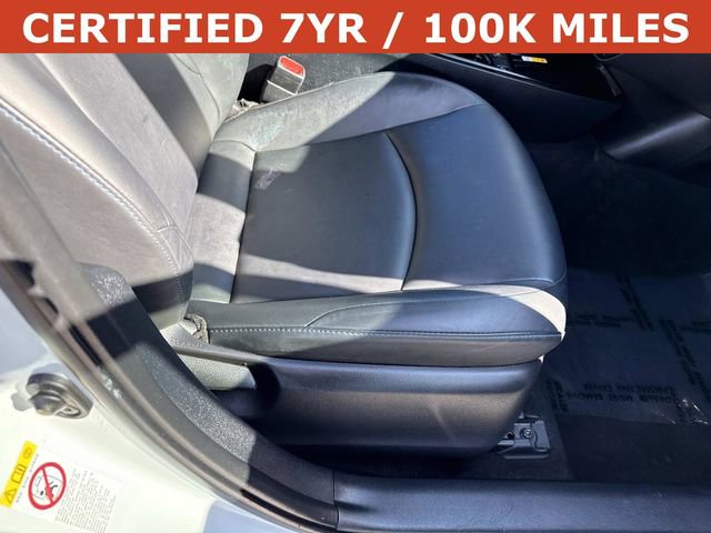 Used 2022 Toyota Prius Limited w/ Premium Convenience Package image 10
