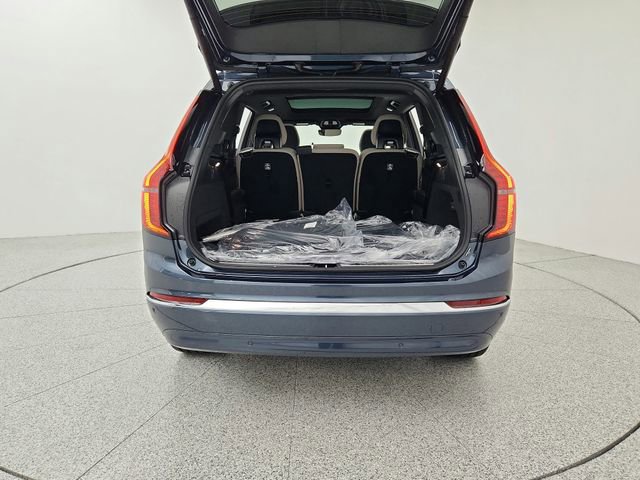New 2026 Volvo XC90 B6 Plus w/ Protection Package image 19
