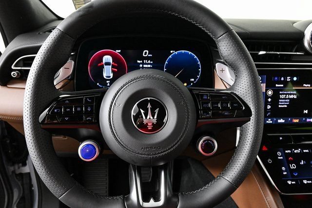 New 2025 Maserati Grecale GT AWD/4WD image 11