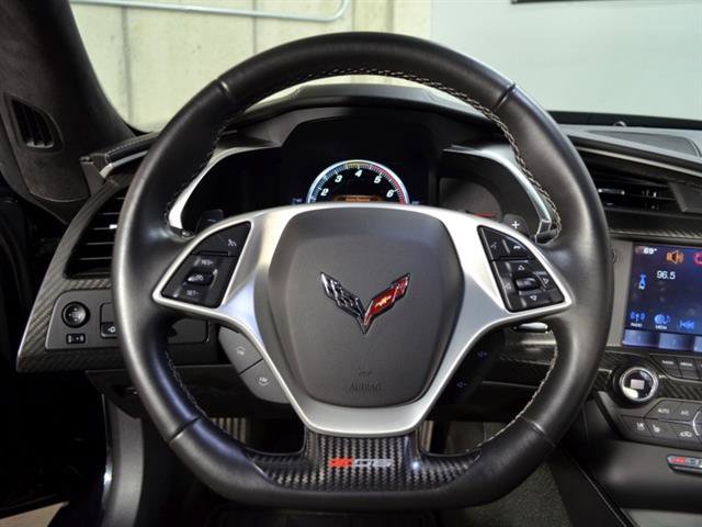 Used 2016 Chevrolet Corvette Z06 w/ 3LZ Preferred Equipment Group image 13