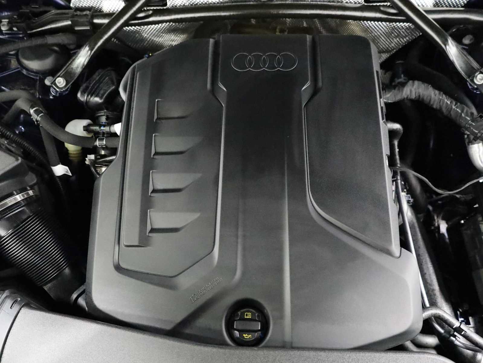 Certified 2025 Audi Q5 Premium AWD/4WD image 40