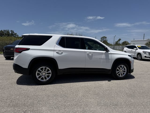 Used 2023 Chevrolet Traverse LS FWD image 4