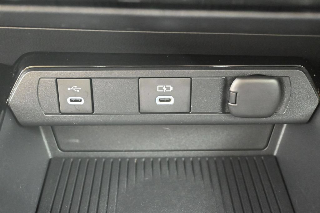 Certified 2024 Toyota Prius Prime FWD image 21