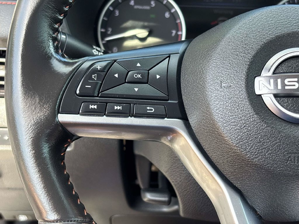 Used 2024 Nissan Sentra SR FWD image 17