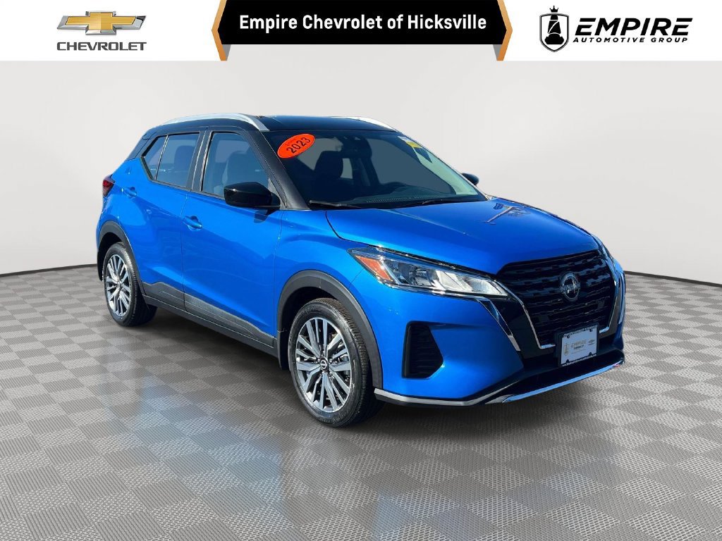 Used 2023 Nissan Kicks SV