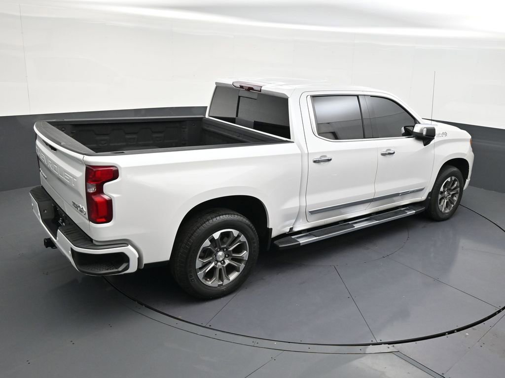 Used 2023 Chevrolet Silverado 1500 High Country w/ Technology Package RWD image 16