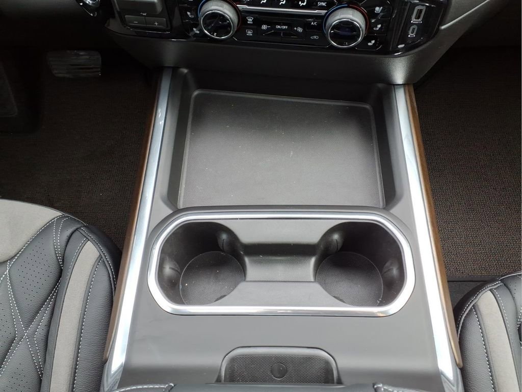 New 2026 Chevrolet Silverado 3500 High Country w/ High Country Premium Package image 26