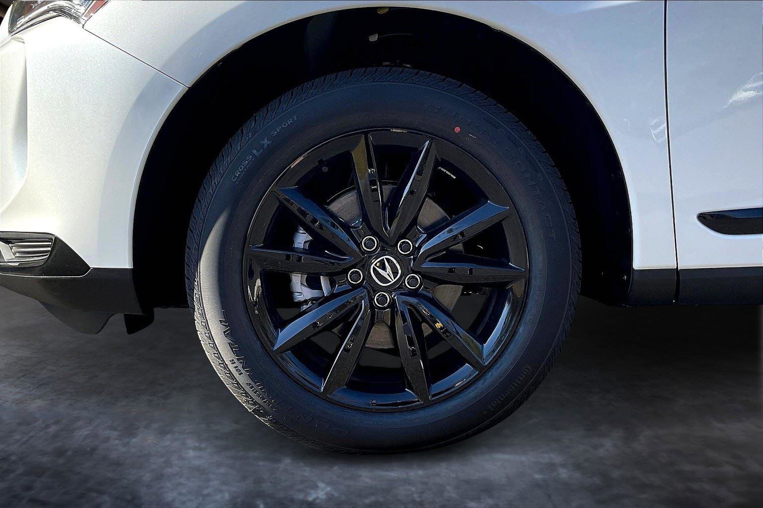 New 2025 Acura RDX SH-AWD image 12