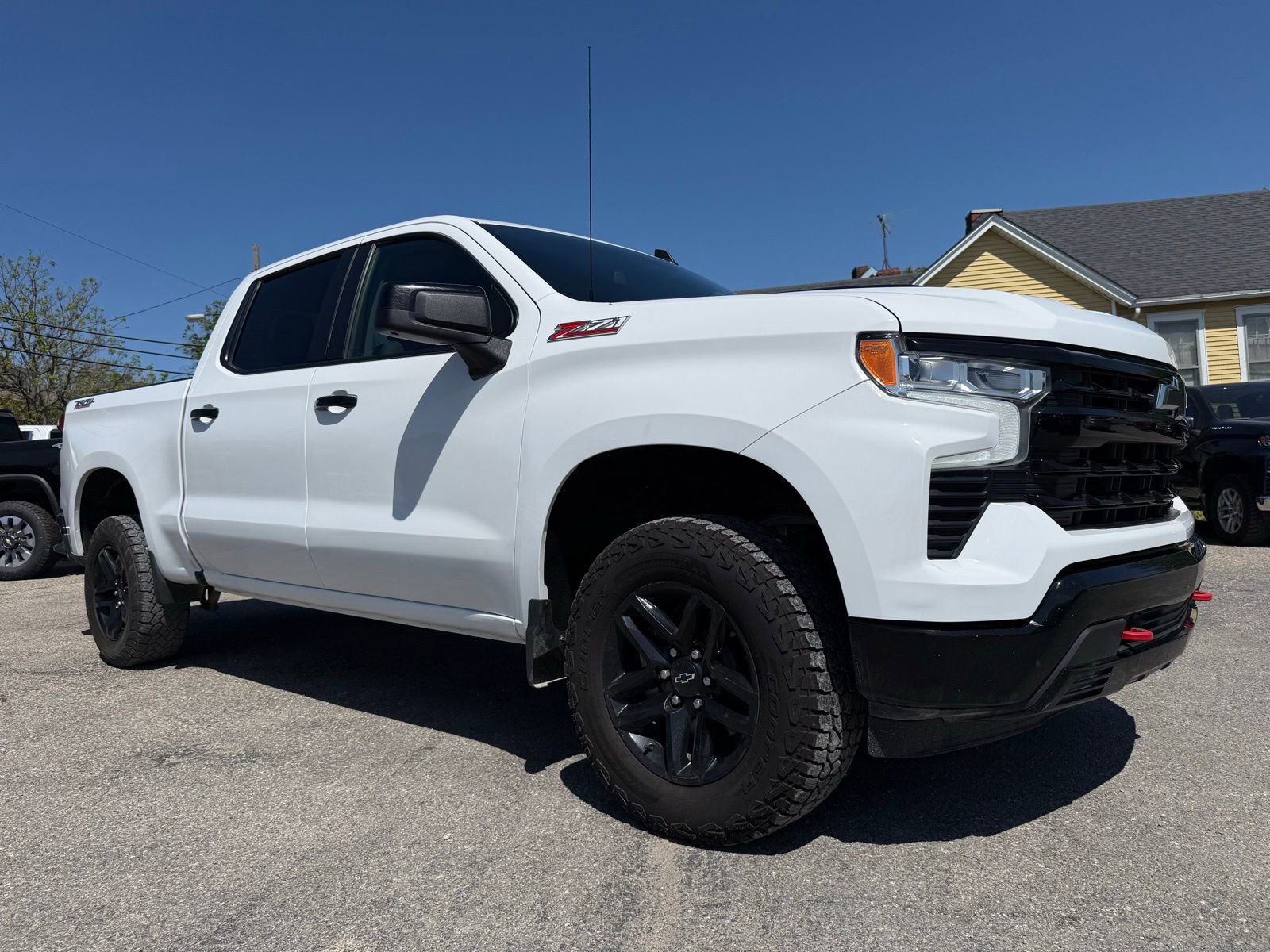 Used 2023 Chevrolet Silverado 1500 LT Trail Boss w/ Protection Package AWD/4WD image 9