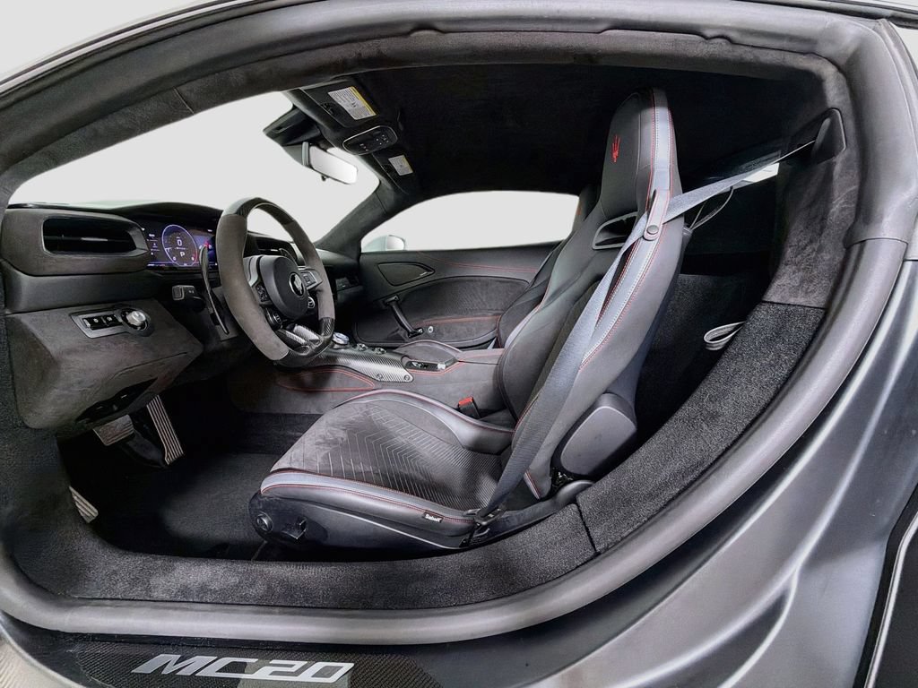 Used 2022 Maserati MC20 Coupe RWD image 22