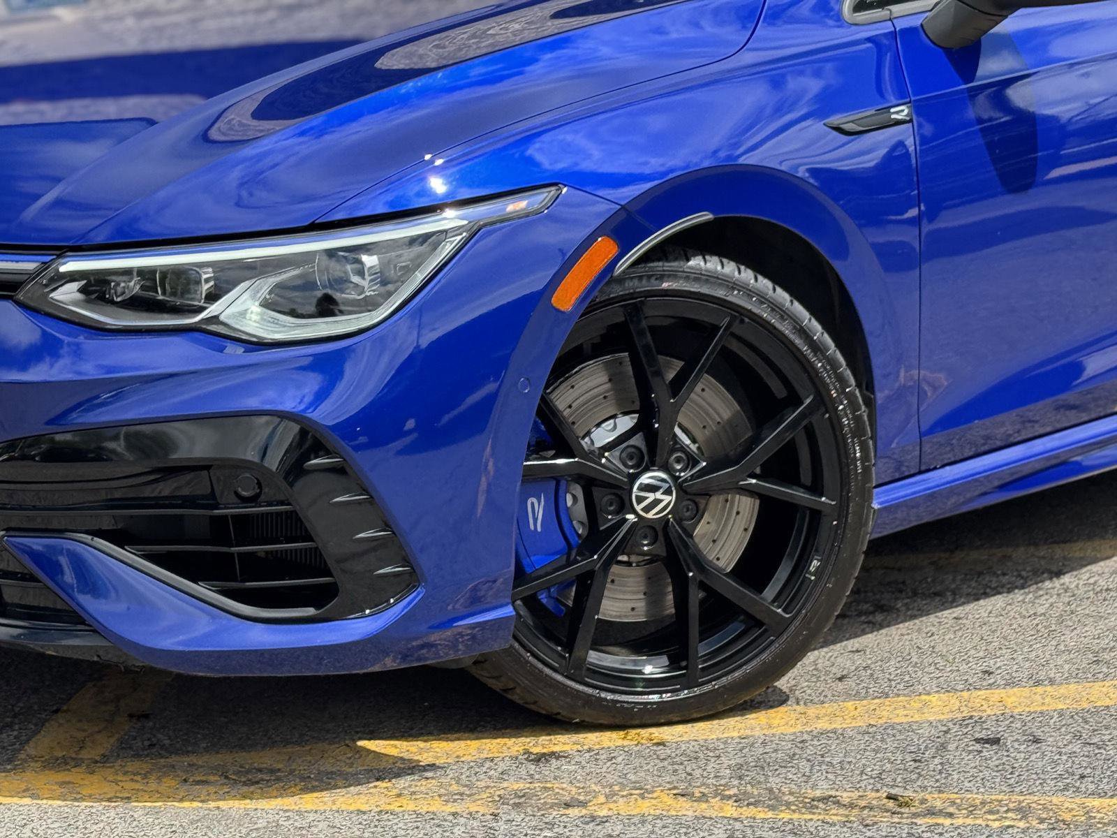 Used 2024 Volkswagen Golf R AWD/4WD image 2