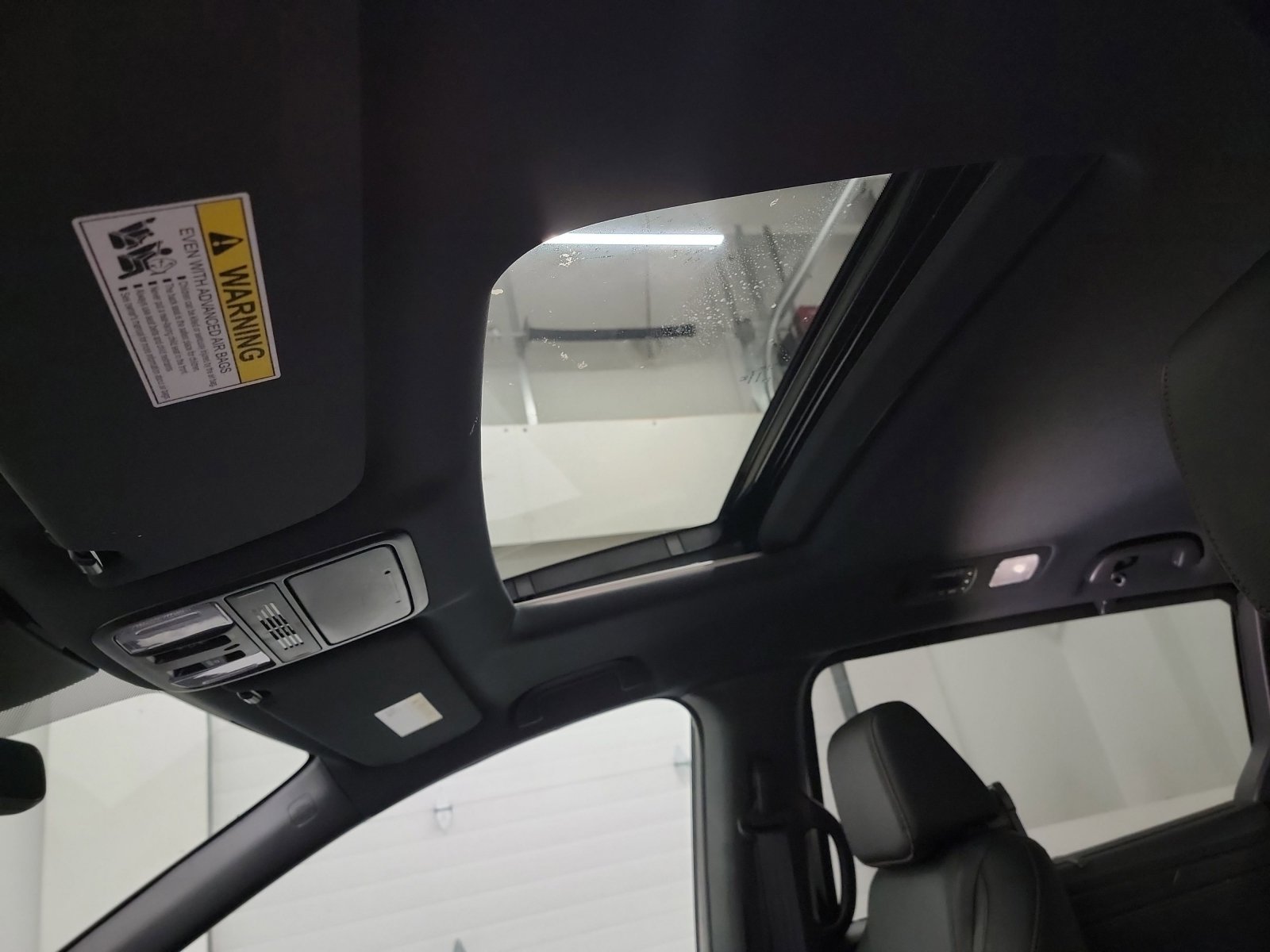 Used 2023 Honda Odyssey Sport image 24