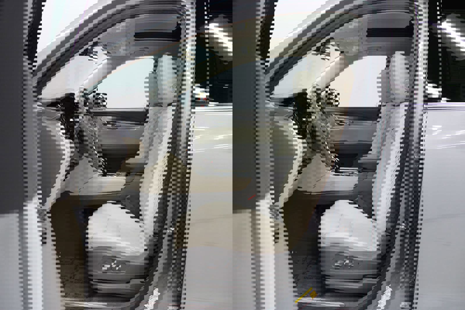 Used 2023 Cadillac XT5 Premium Luxury image 14