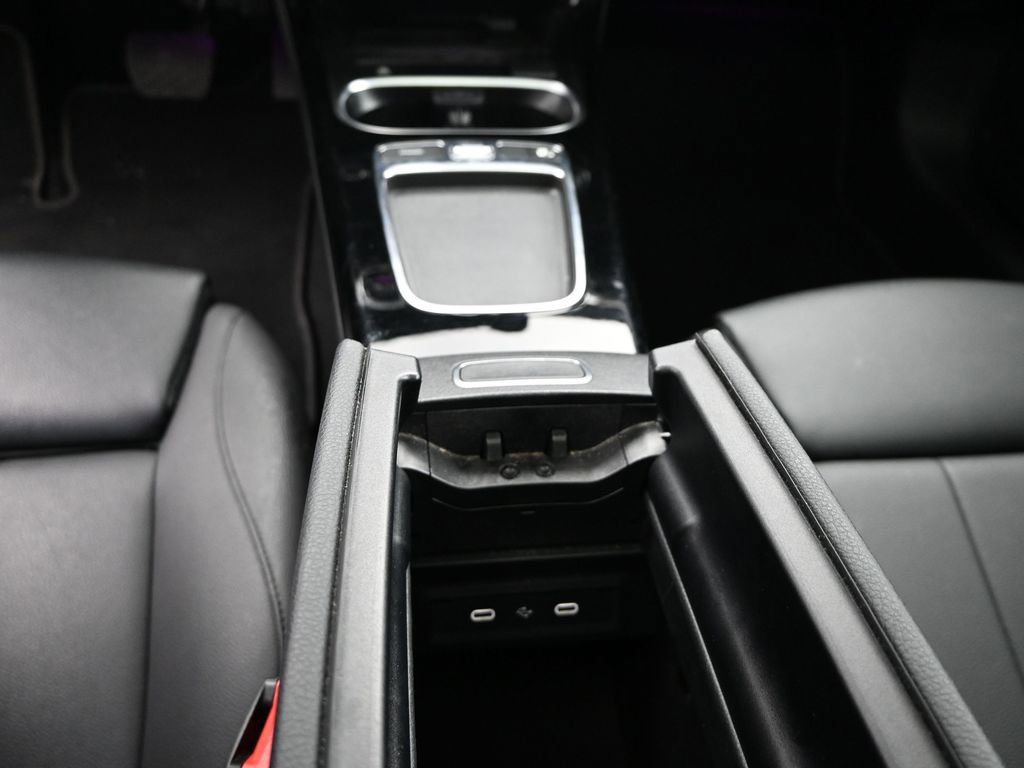 Used 2025 Mercedes-Benz CLA 250 image 21