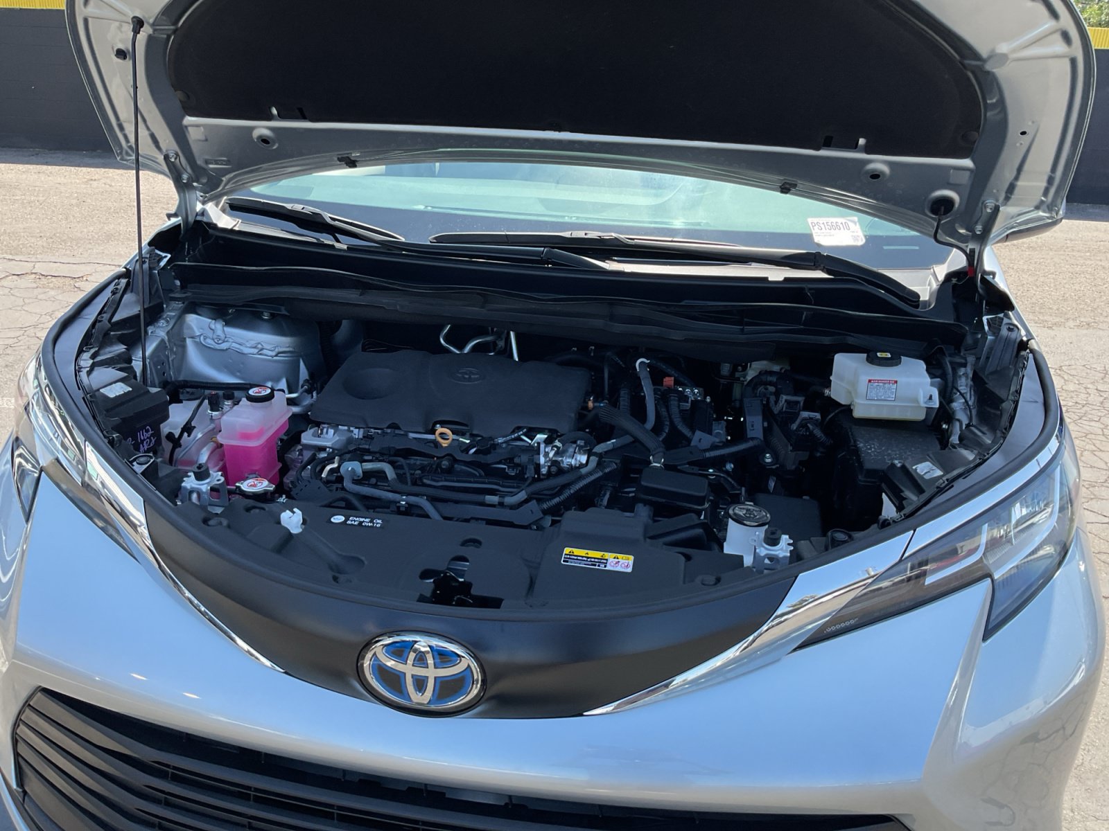 Used 2023 Toyota Sienna LE w/ LE Plus Package FWD image 23