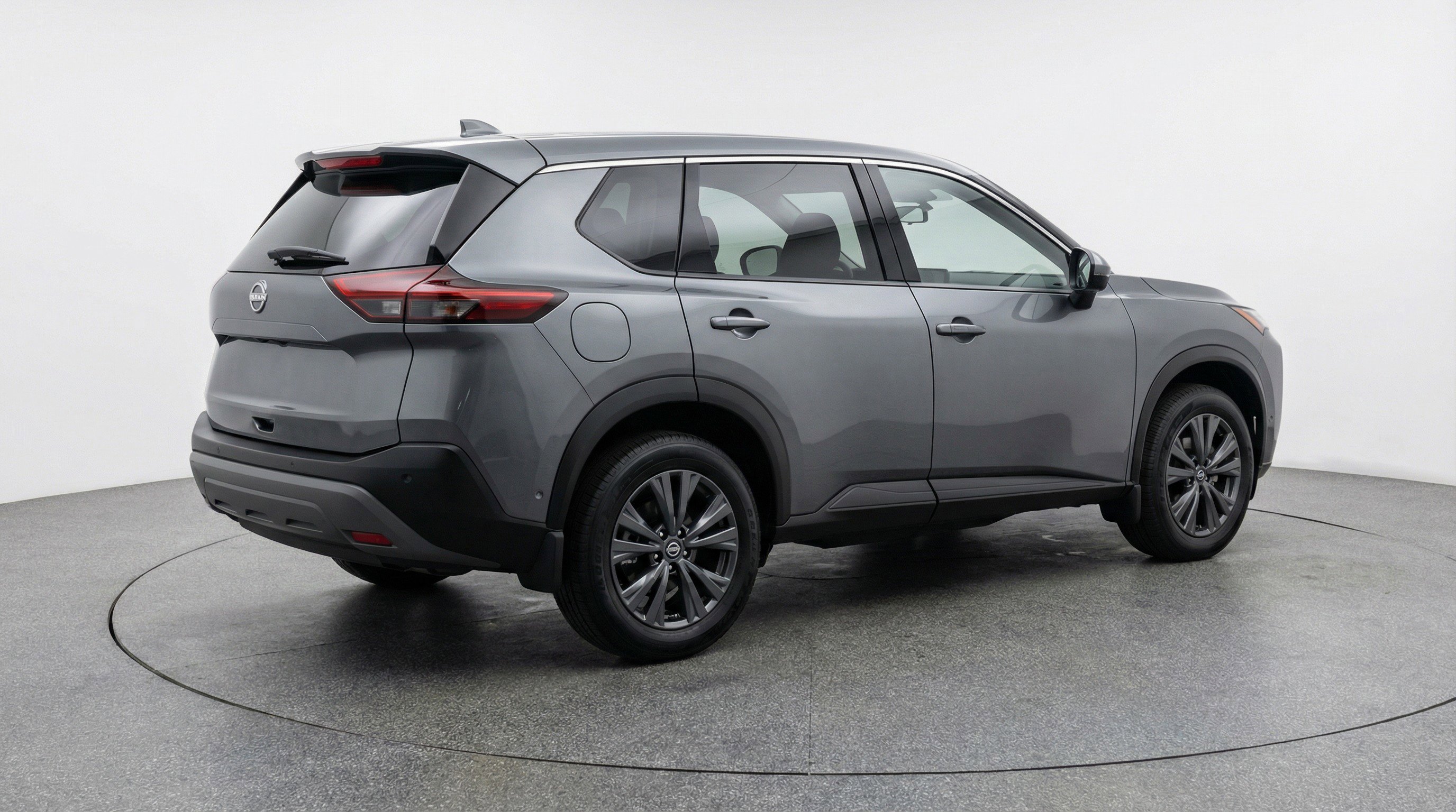 Used 2025 Nissan Rogue SV image 9