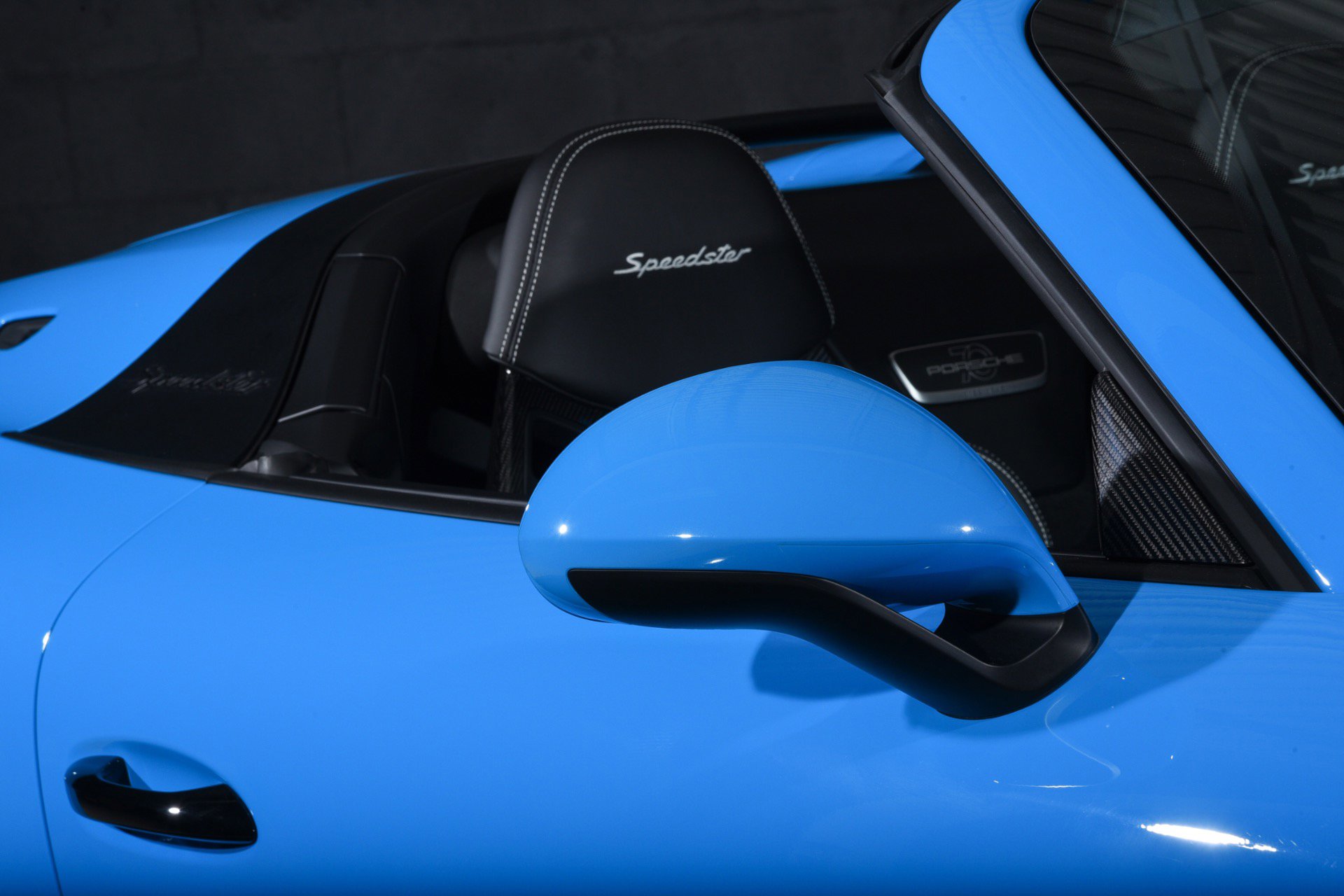 Used 2019 Porsche 911 Speedster RWD image 11