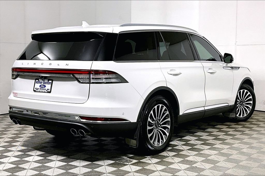 Used 2021 Lincoln Aviator Reserve w/ Equipment Group 201A image 12