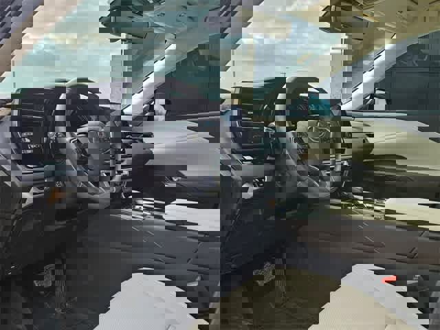 Used 2024 Lexus RX 350 FWD w/ Technology Package image 2