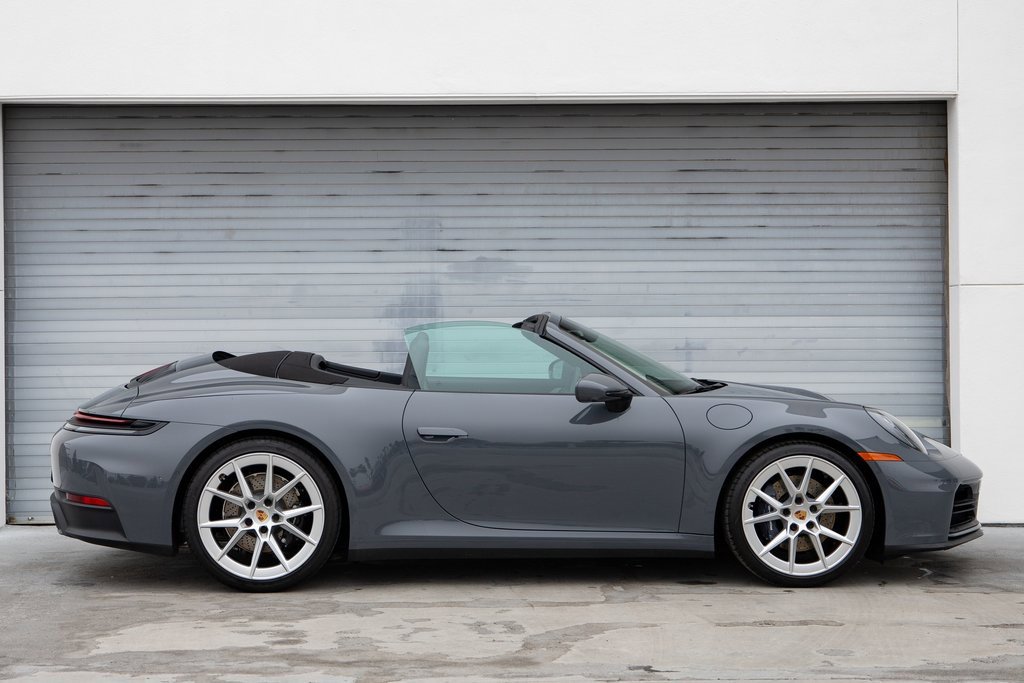 Certified 2025 Porsche 911 Carrera image 8