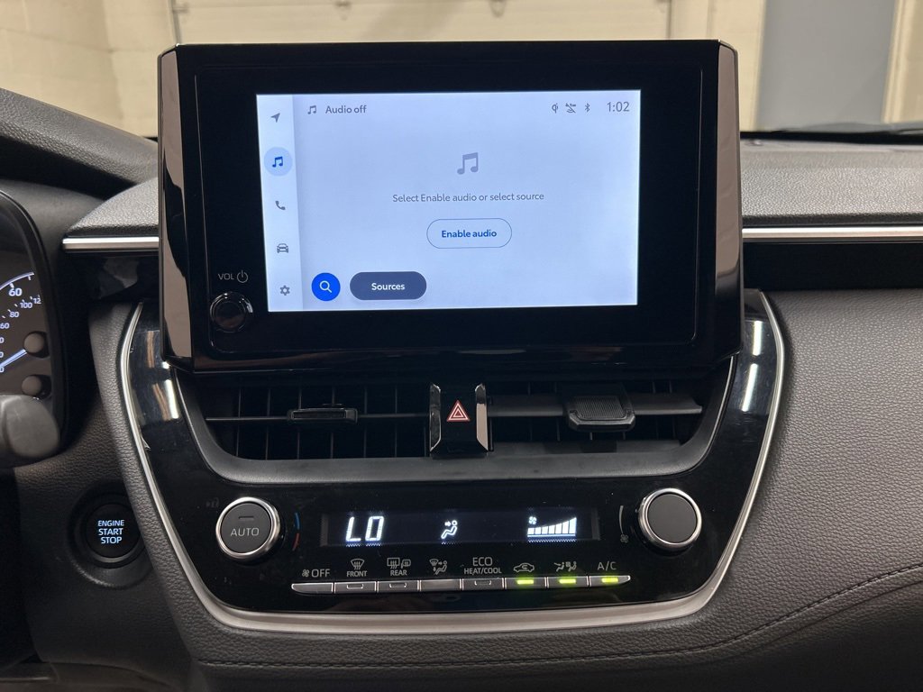 Used 2024 Toyota Corolla Cross LE image 23