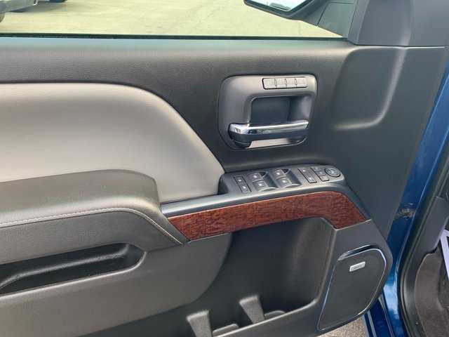 Used 2018 GMC Sierra 1500 SLT image 16