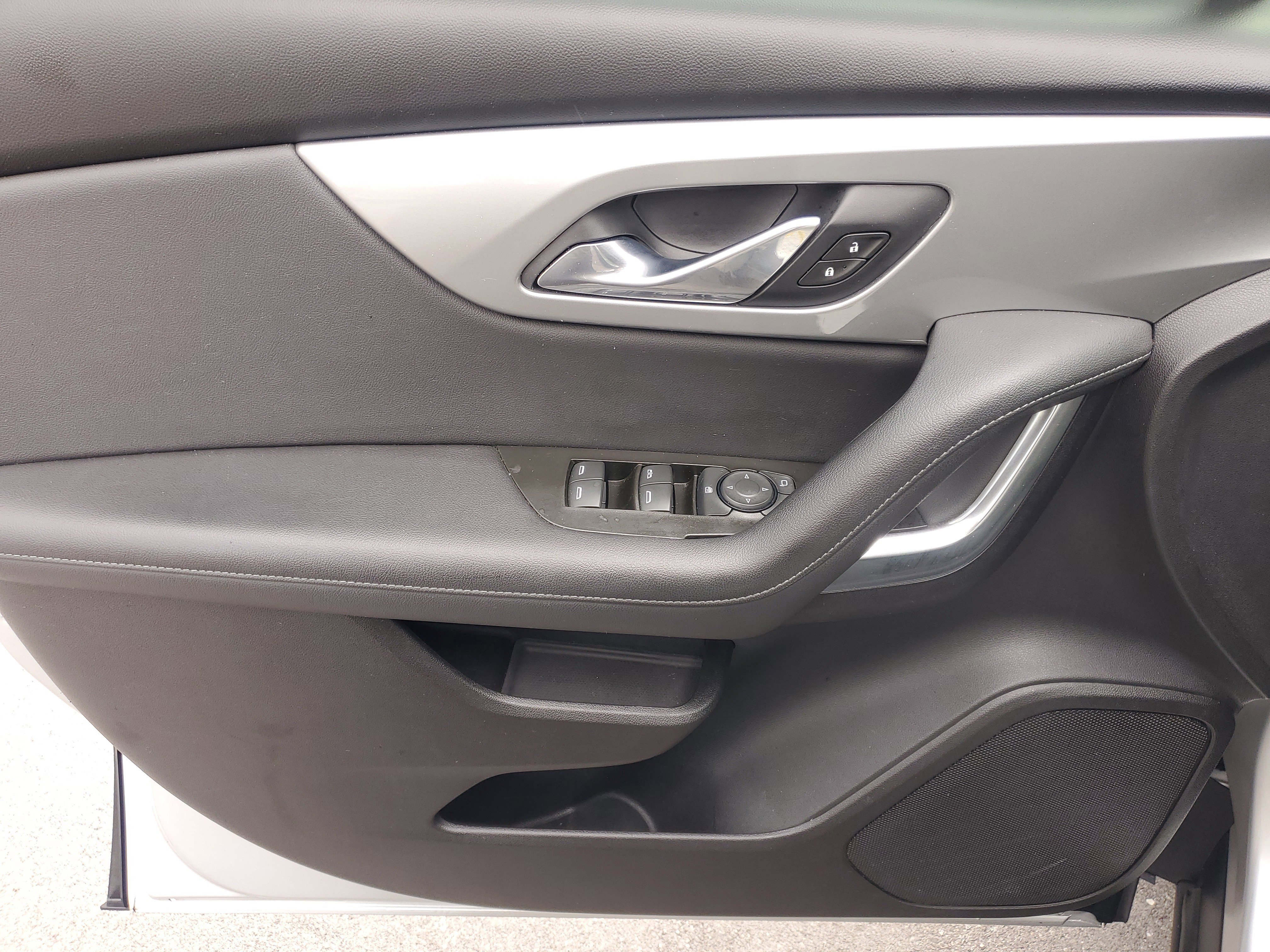 Used 2019 Chevrolet Blazer LT image 18