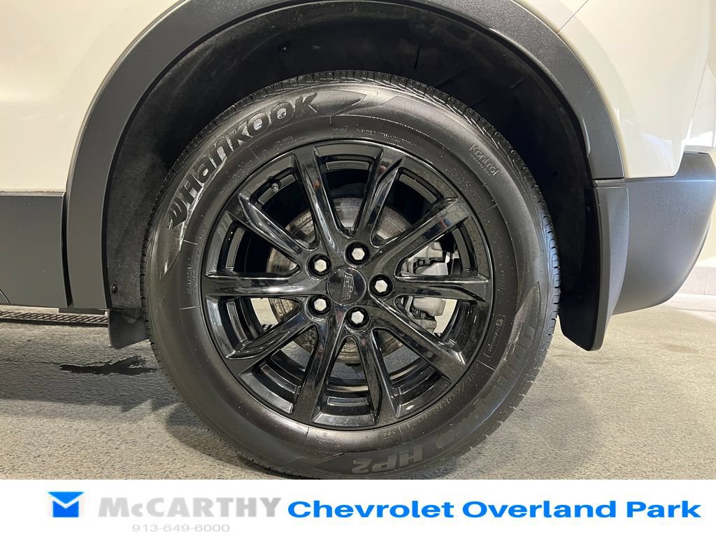 Used 2022 Cadillac XT4 Luxury w/ Cold Weather Package AWD/4WD image 33