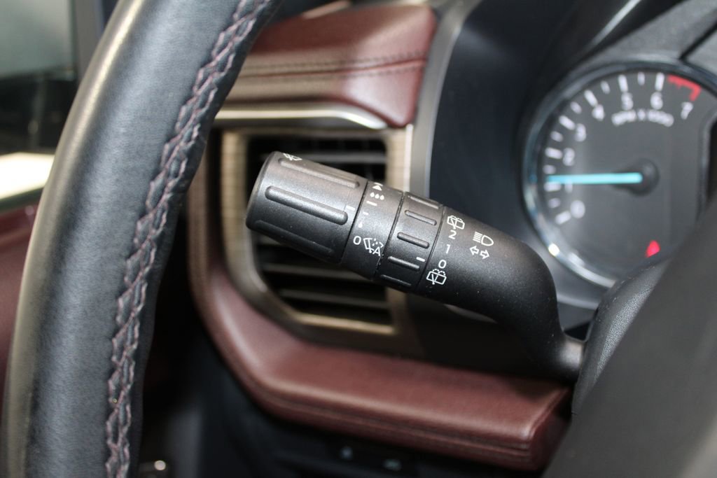 Used 2024 Ford Expedition Limited image 42