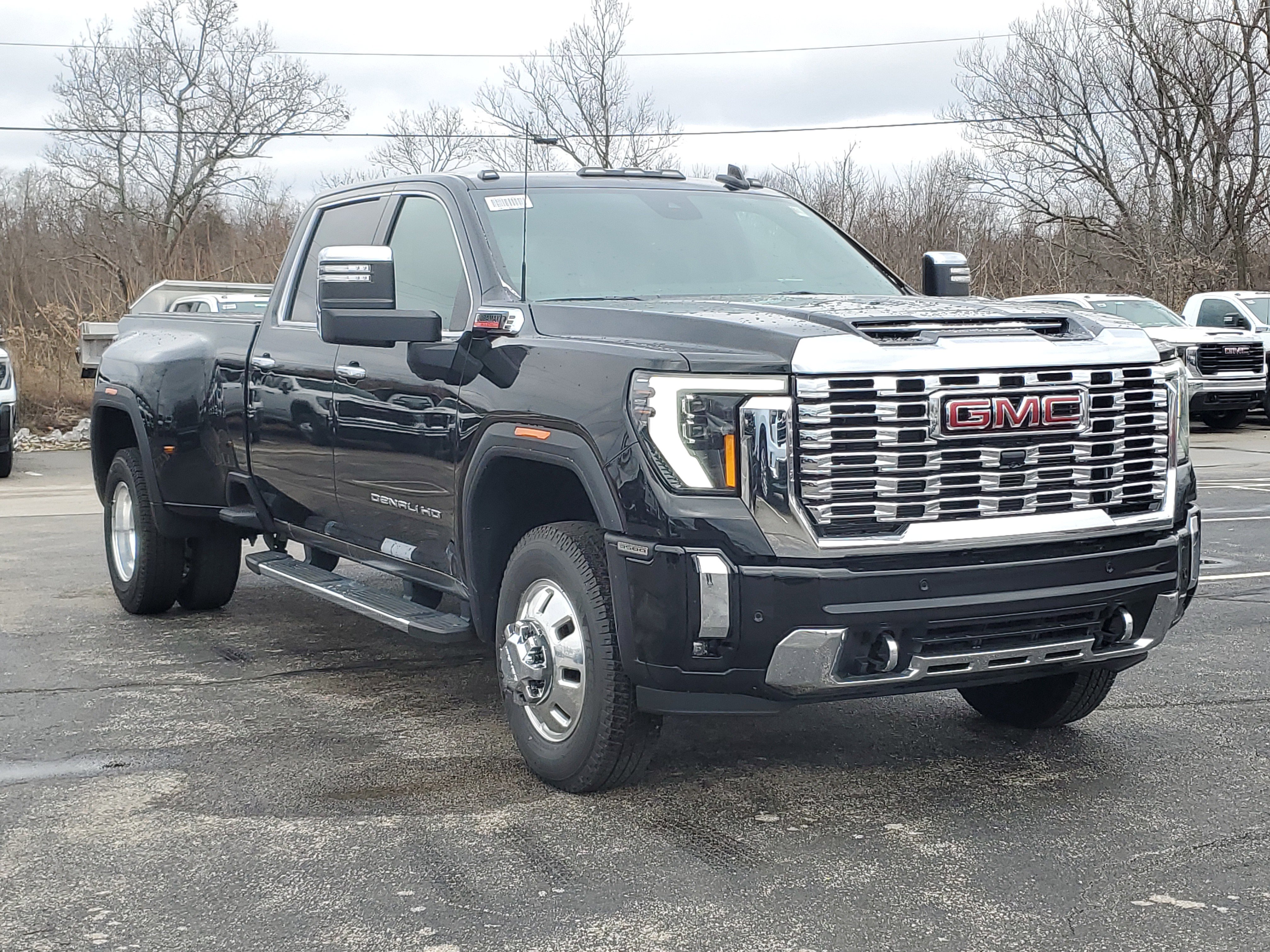 New 2026 GMC Sierra 3500 Denali w/ Denali Reserve Package