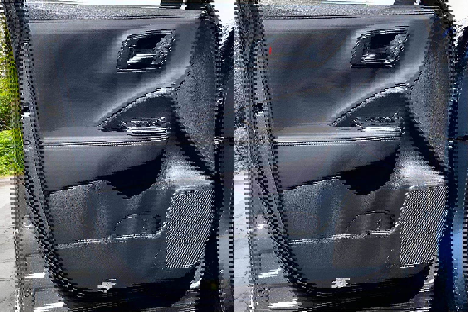 Used 2023 Toyota Crown Platinum image 23